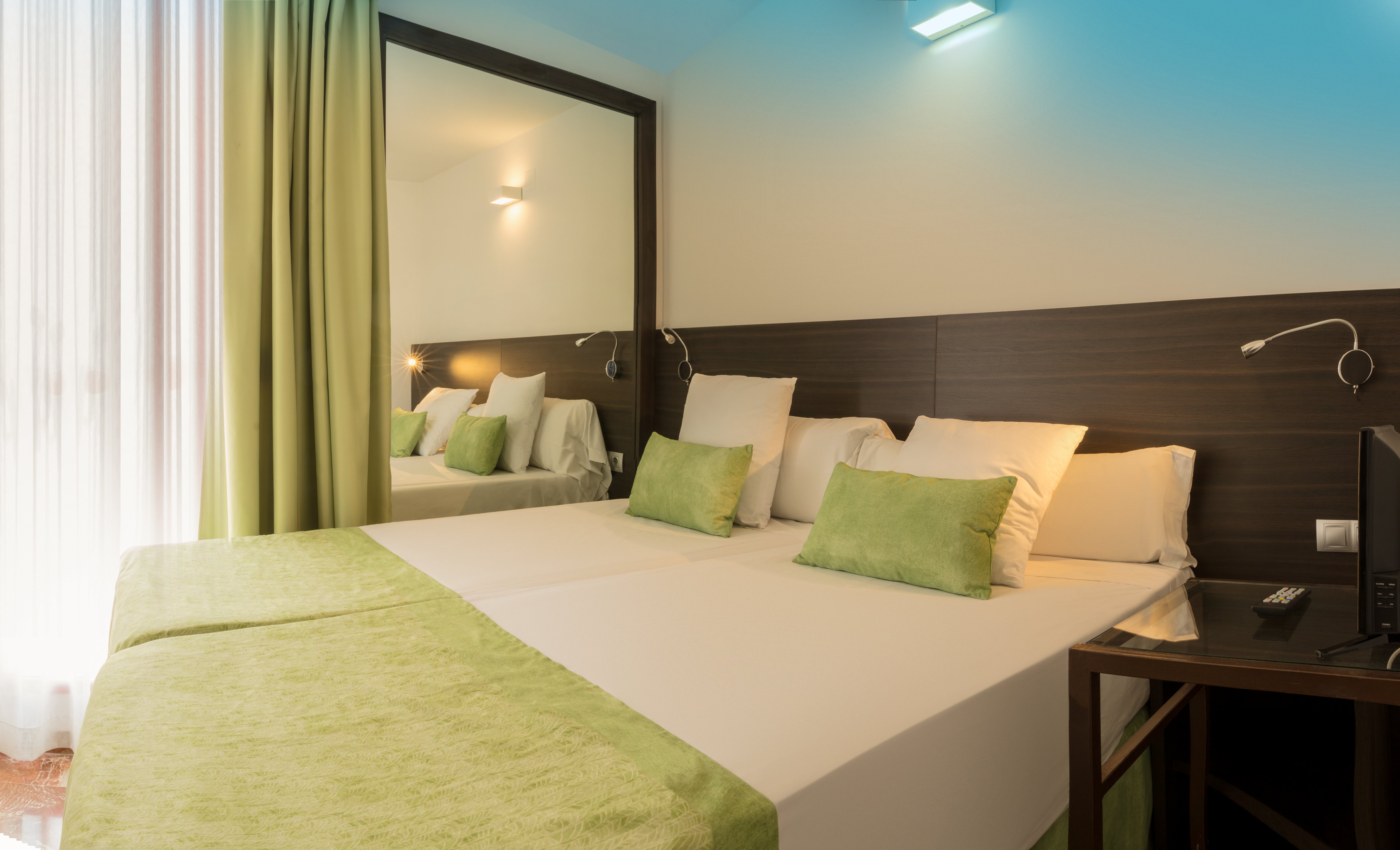 Room at Magic Tropical Splash Water Park Spa and Caribbean Resort, FINESTRAT