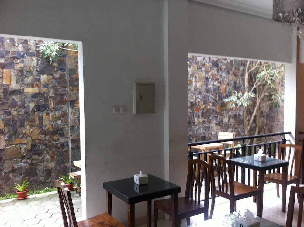 Votel Viure Hotel Yogyakarta 45/54