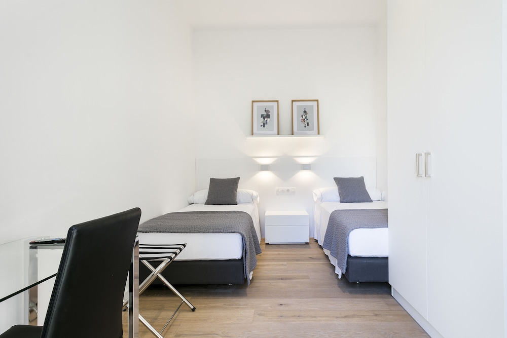 Murmuri Residence Mercader 54/70