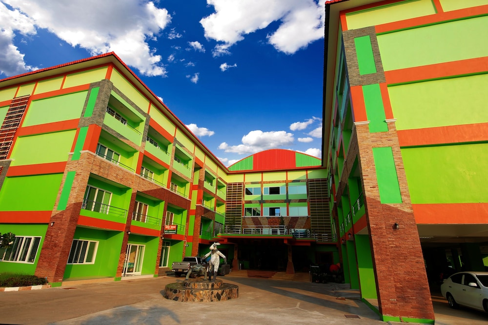 Hiso Place Hotel 7/70