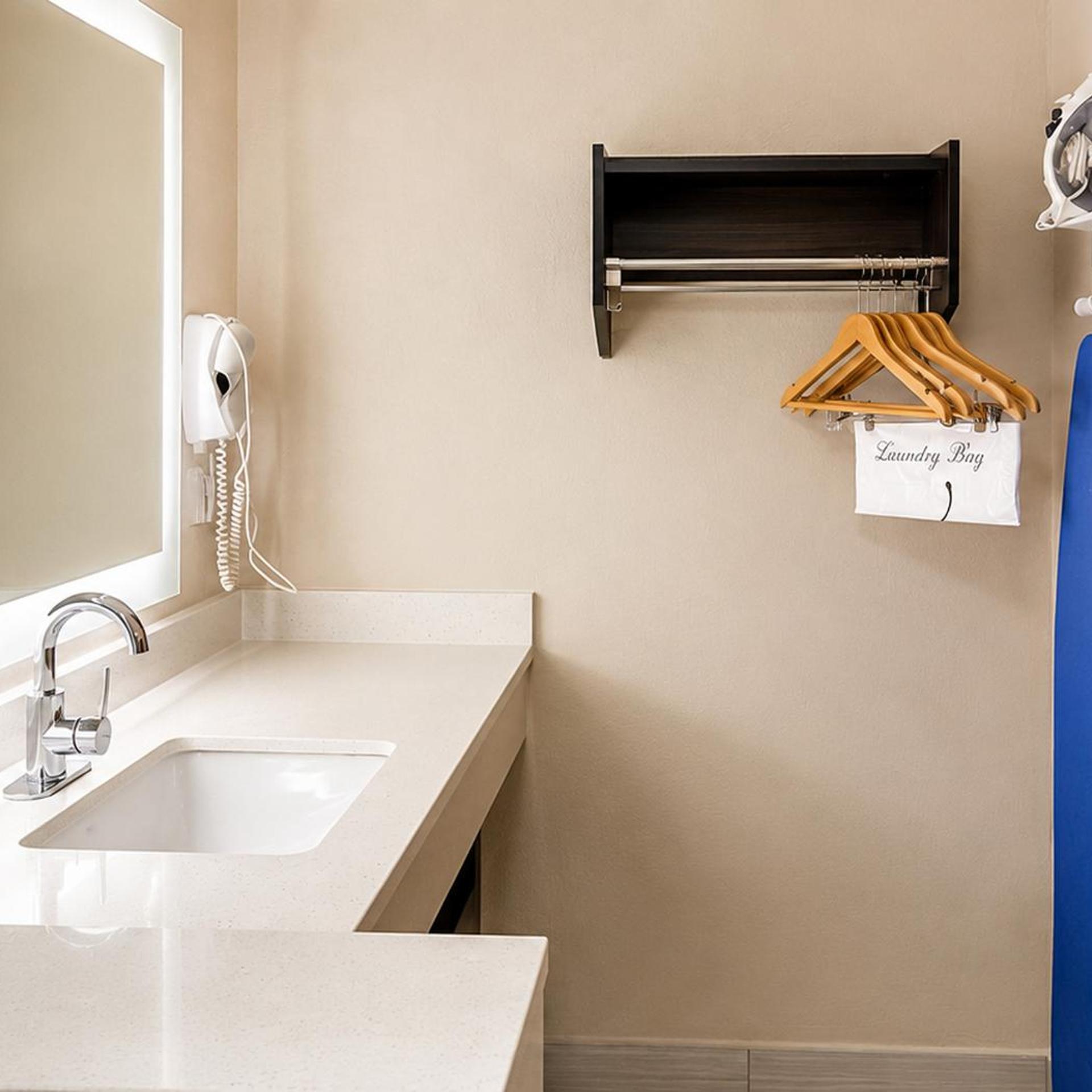 Lx Hotel, SureStay Collection by Best Western 48/48