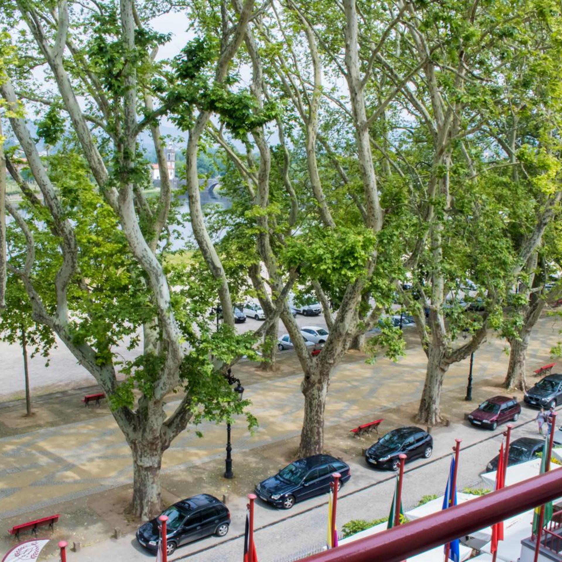 HOTEL IMPERIO DO MINHO 24/48