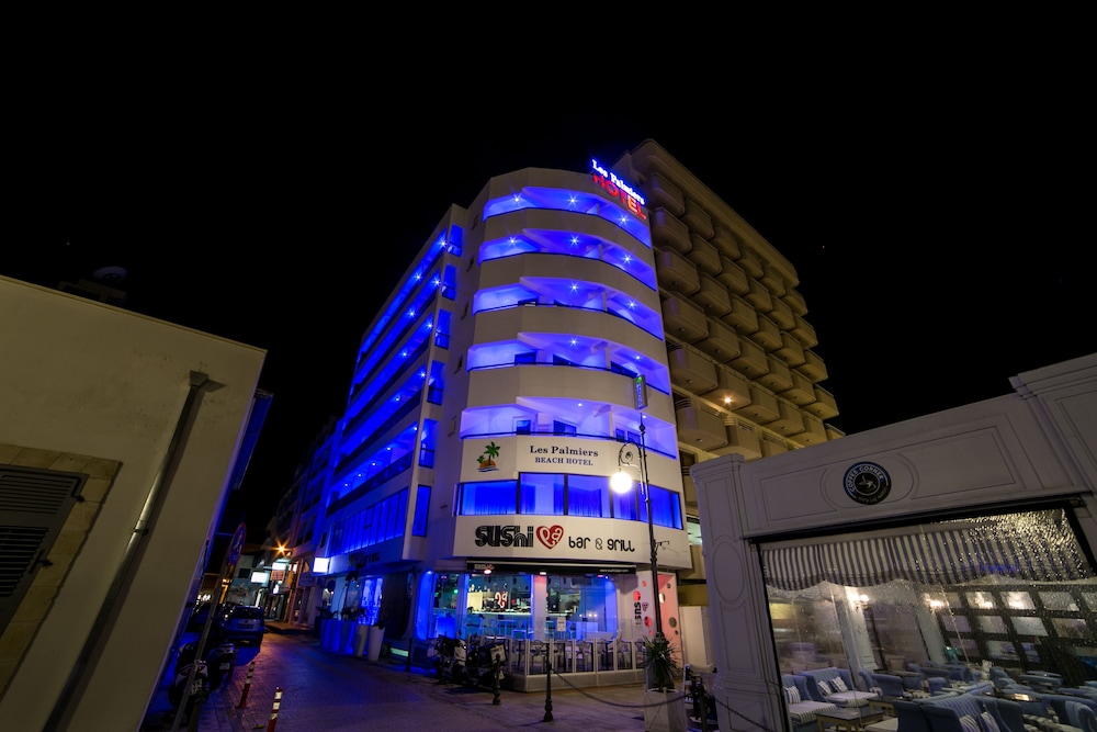 Les Palmiers Beach Hotel 6/69