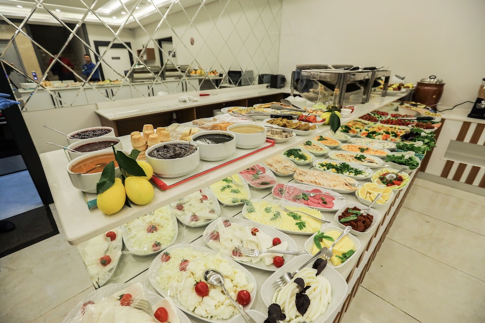 Antalya Business Hotel 49/54