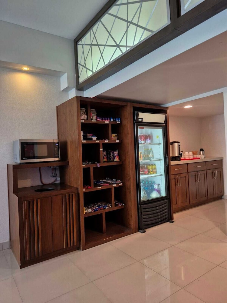 Hotel Baja 23/26