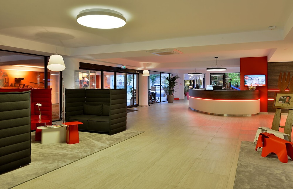 Hotel Wetzlar 11/56