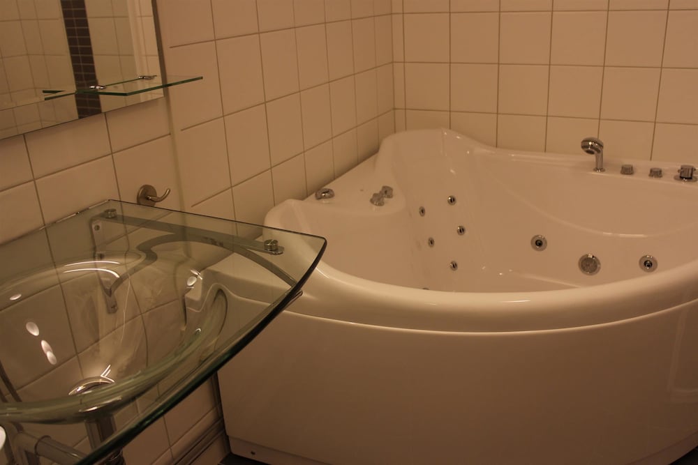 Arena Hotell 53/53