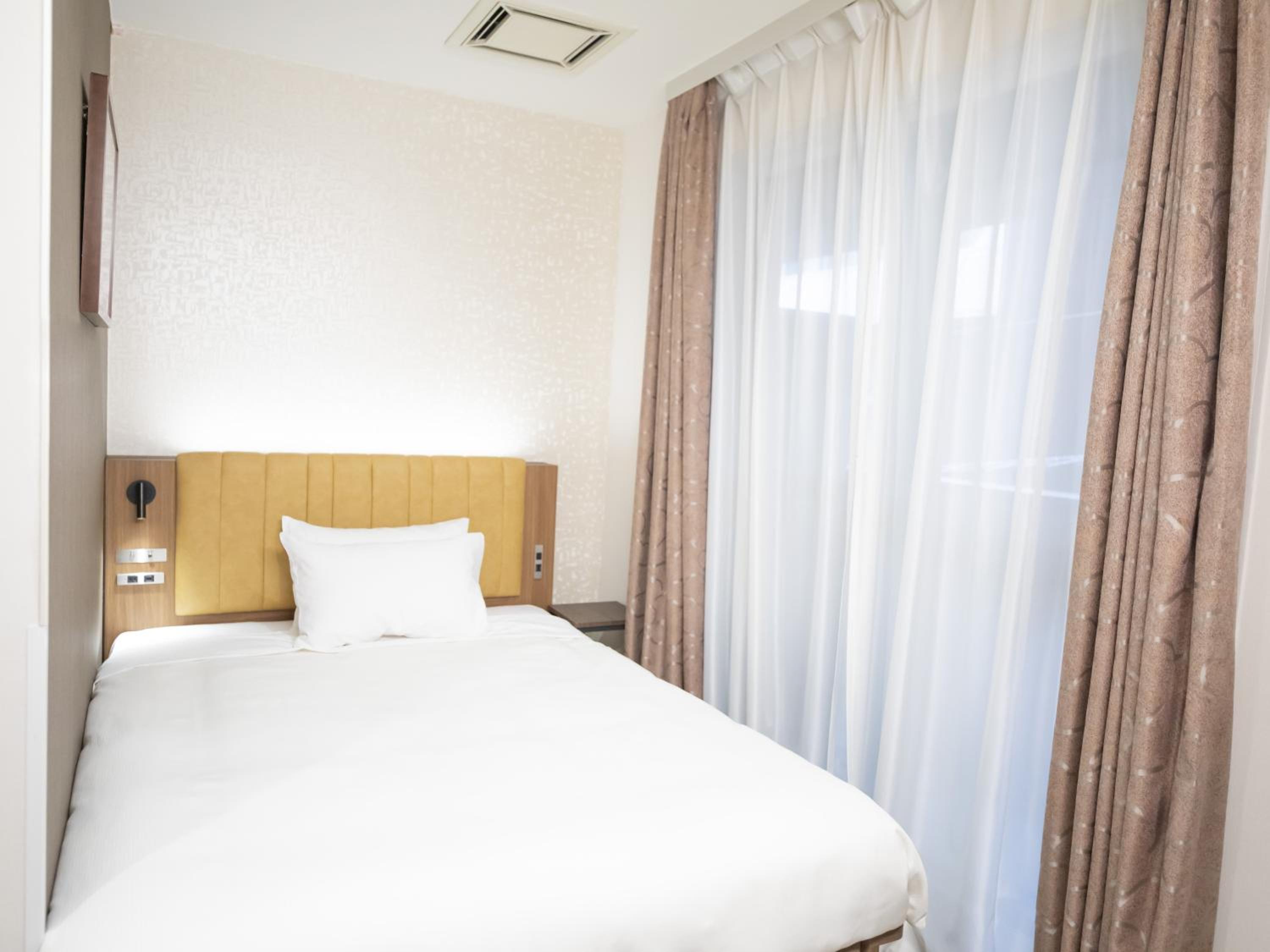 STANDARD, DOUBLE BED