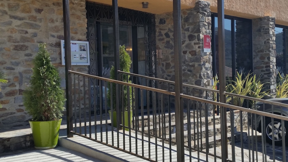 Hotel Madeloc 6/50