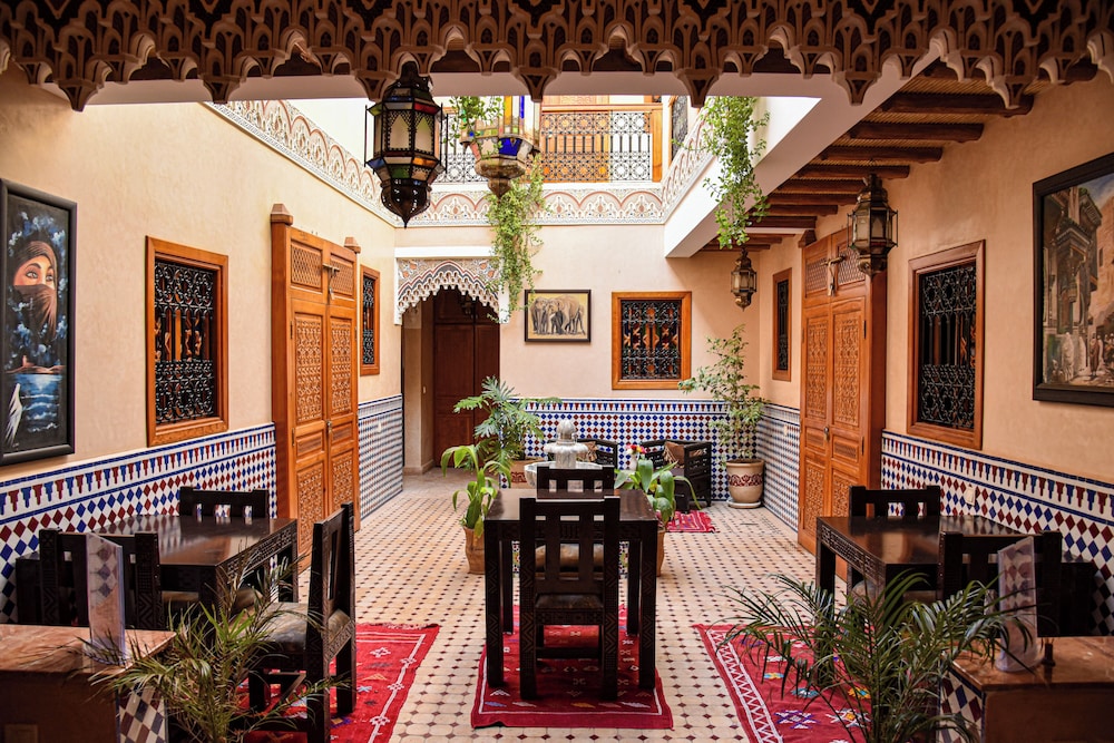 Riad Zanouba 15/27
