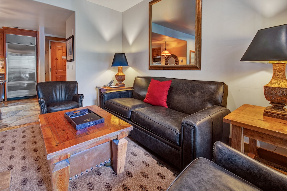 Mountain Lodge Telluride 44/73