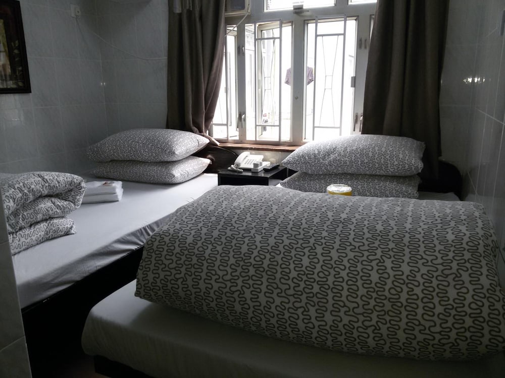 Om Guest House 7/74