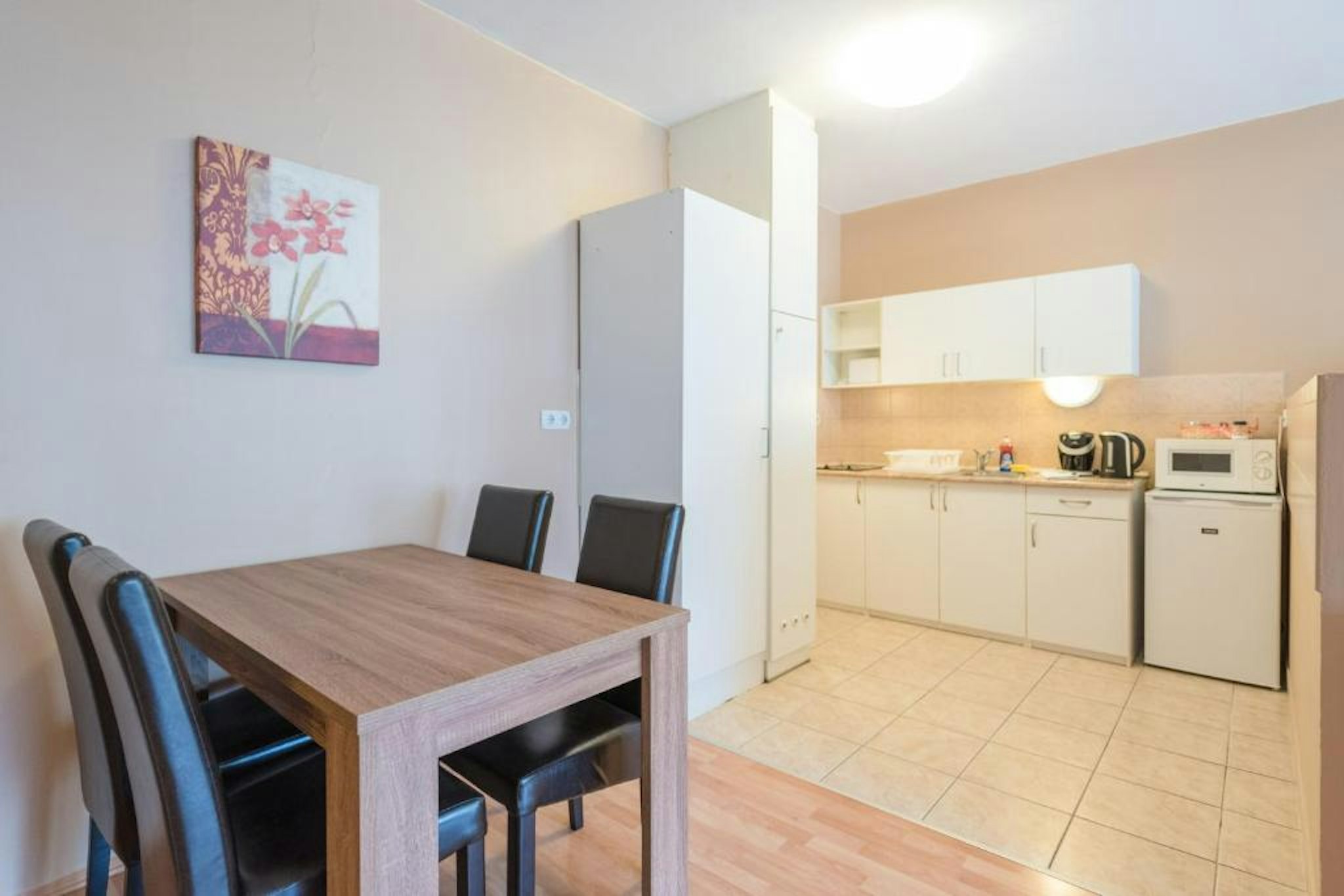 NOVA APARTMENTS 53/64
