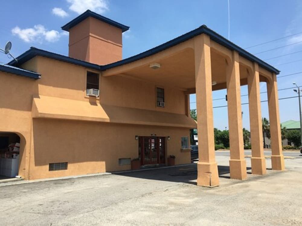 Capital Inn 4/48