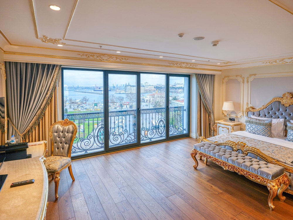 Dekalb Hotel Istanbul 9/50