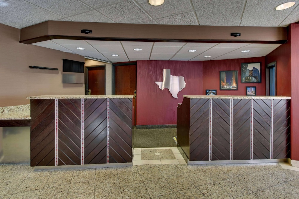 Heritage Inn Suites Houston/Sugar Land, Trademark by Wyndham 5/49