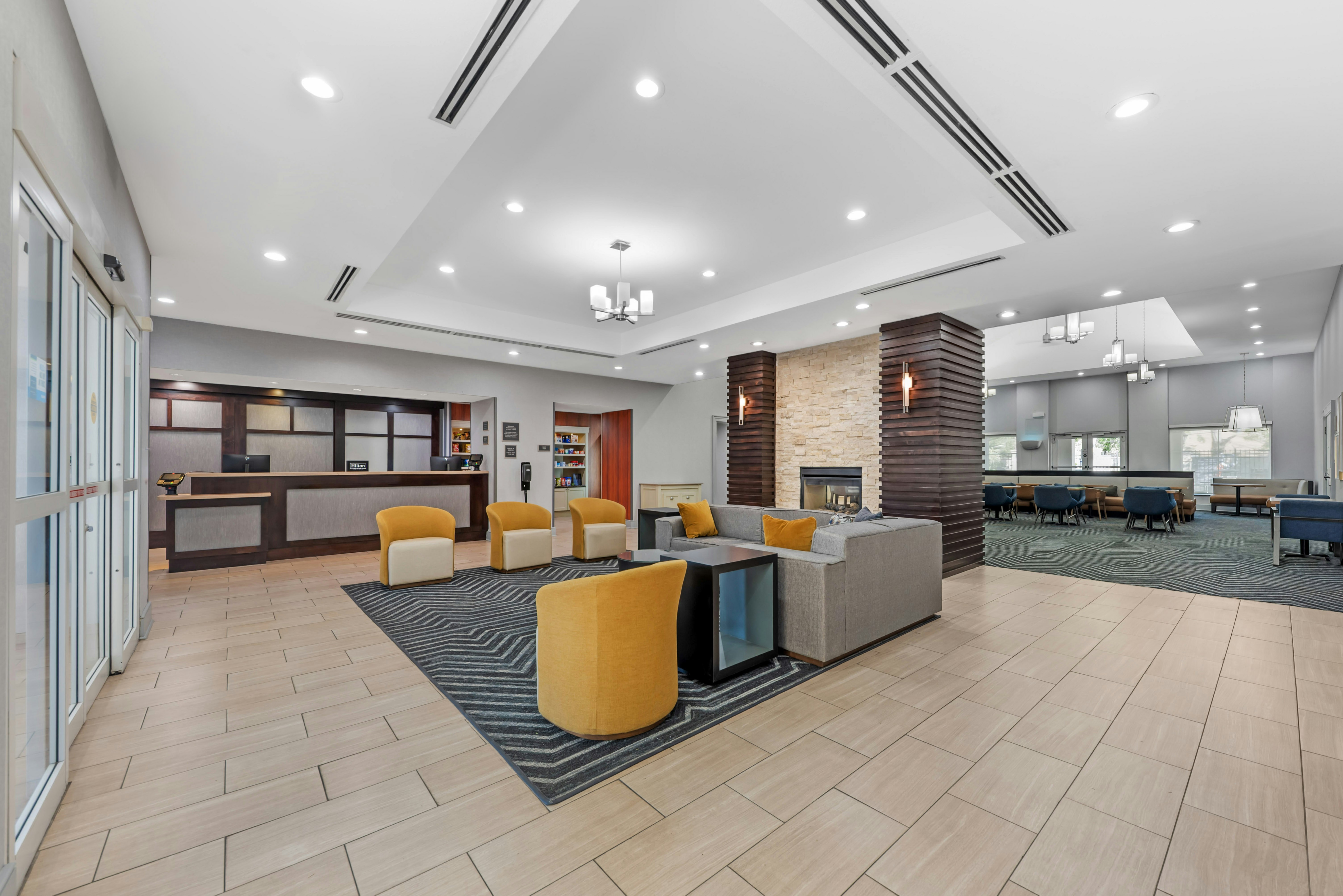Homewood Suites by Hilton Laredo at Mall del Norte 17/75