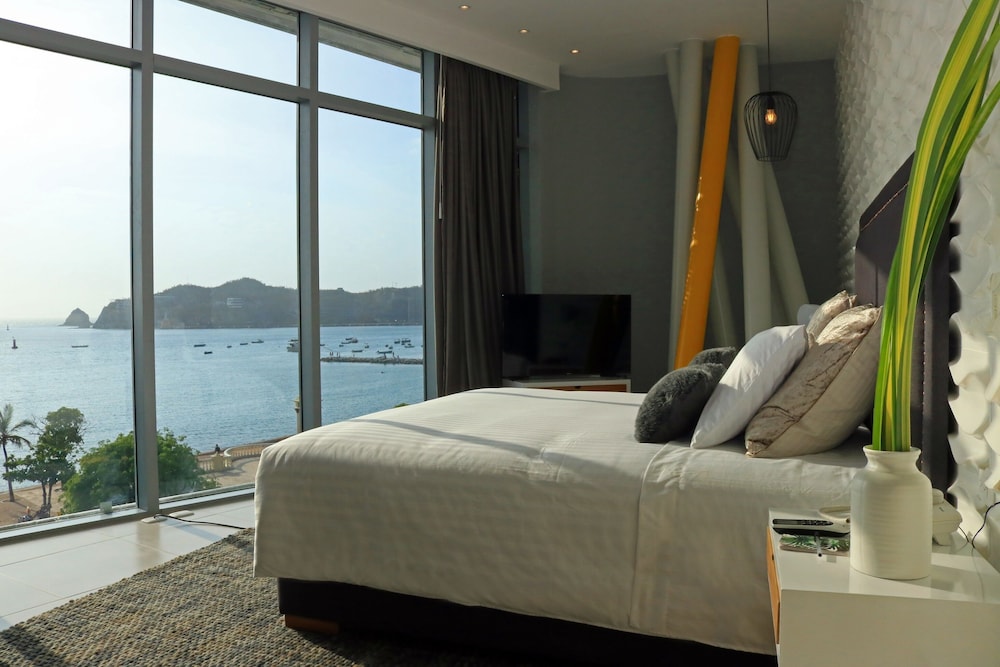 Bluebay Concept Hotel By Xarm Hotels 8/29