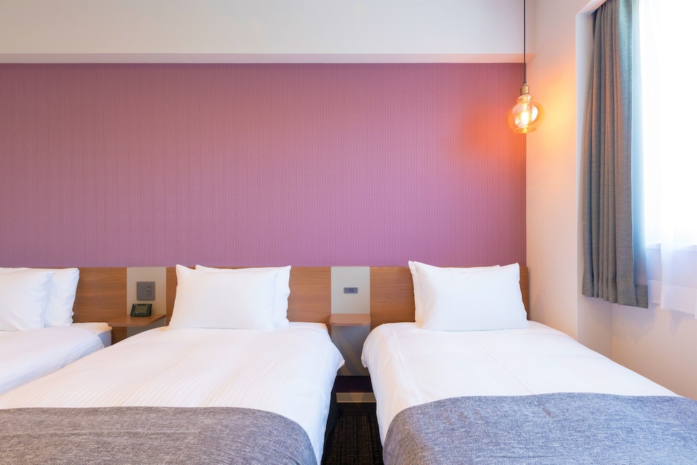 Twin Room with Extra Bed