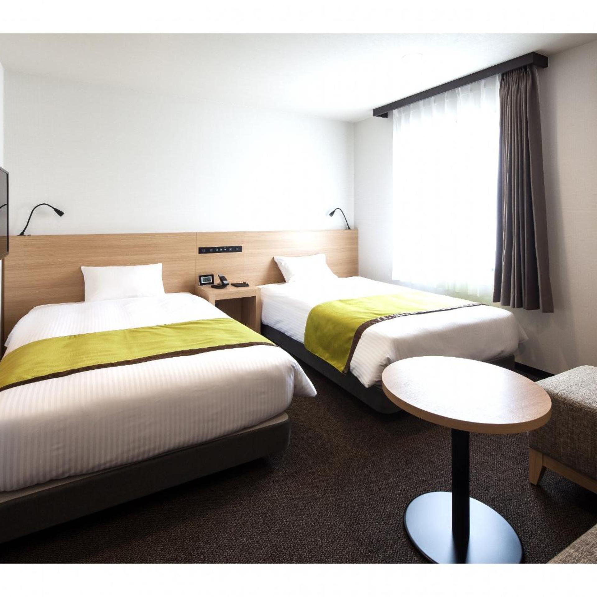 Room, Twin Beds