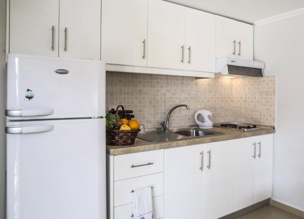 Vassilis Guest House 39/40