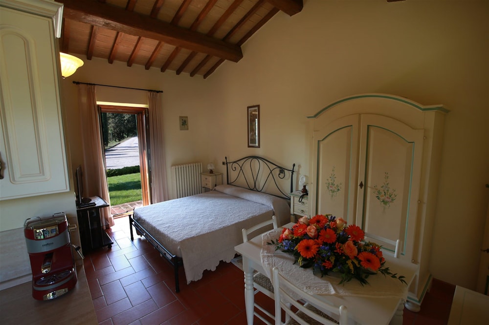 Il Castellaro Country House 35/71