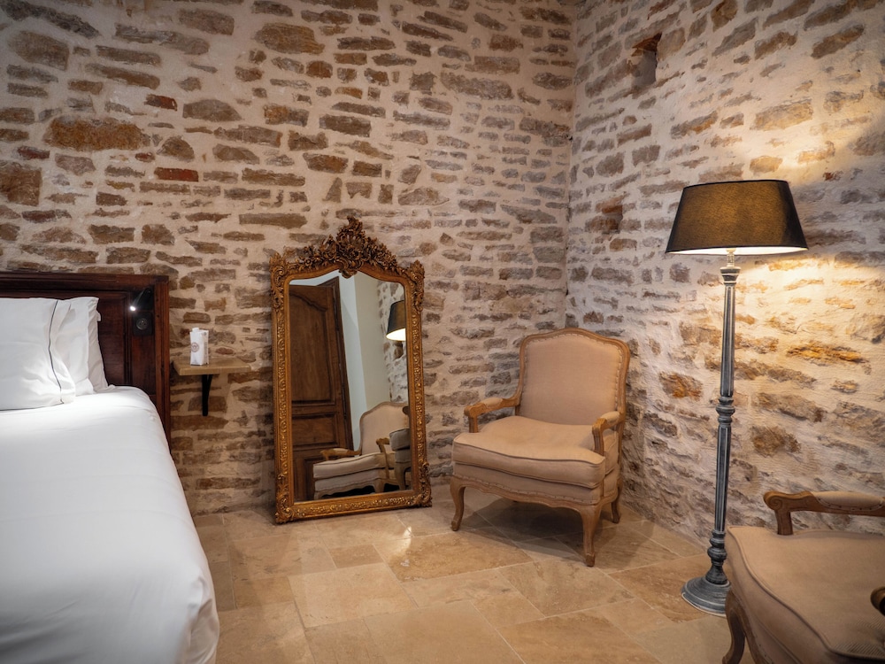 Hotel Des Remparts 44/67