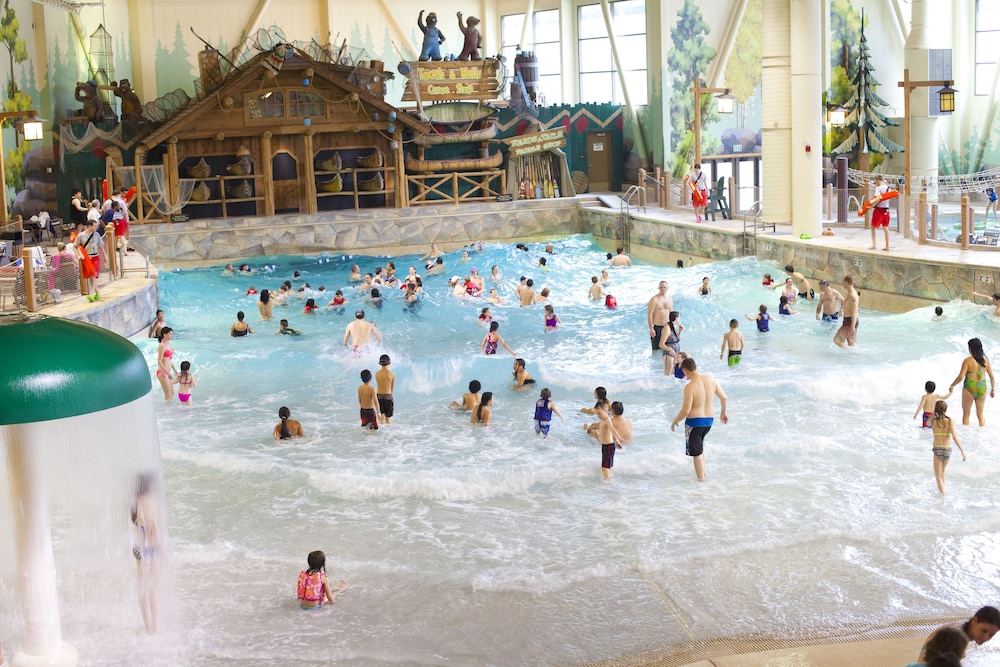 Great Wolf Lodge Kansas City 1/77