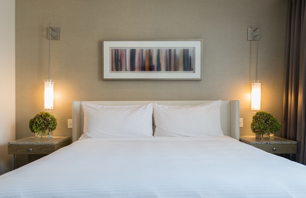 Hotel Felix Chicago 28/78