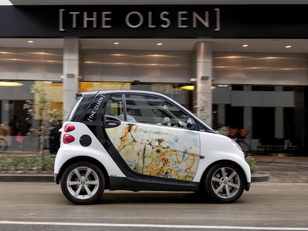 The Olsen Melbourne Art Series 72/78