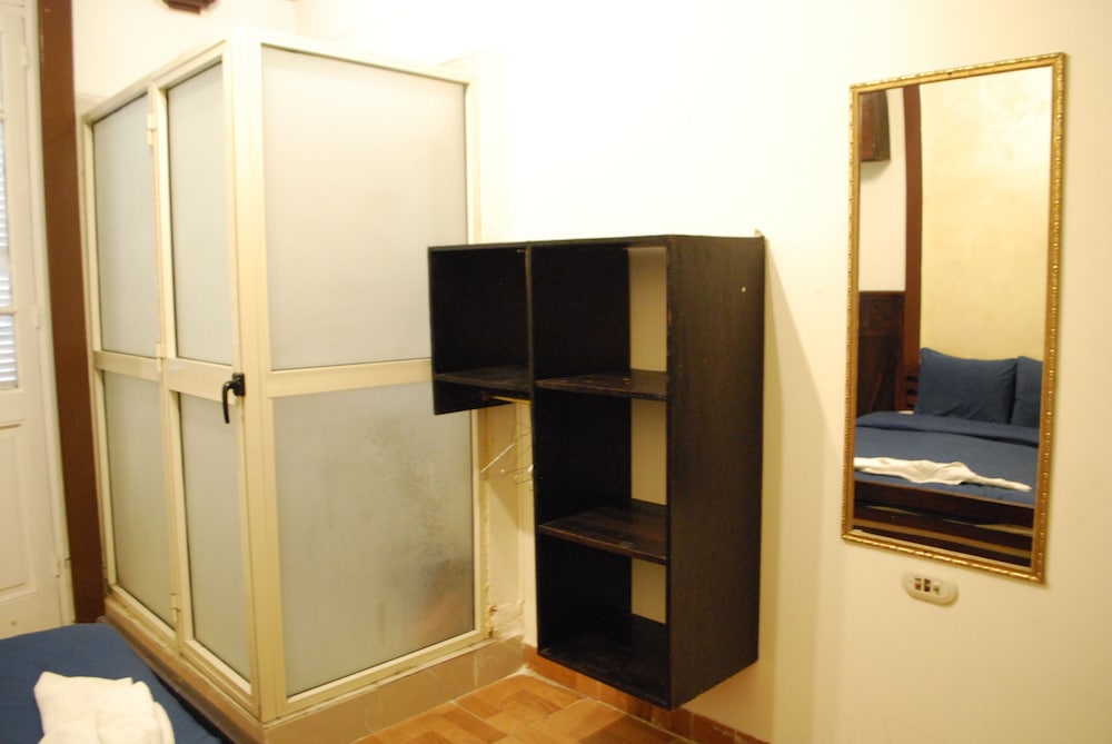Cecilia - Hostel 40/49