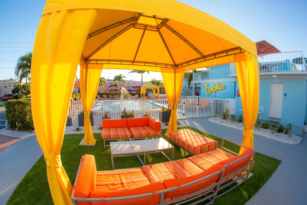 The Villas at St Pete Beach 15/50