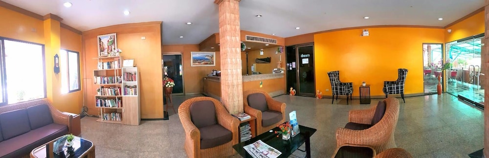 Takiab Beach Resort 53/64