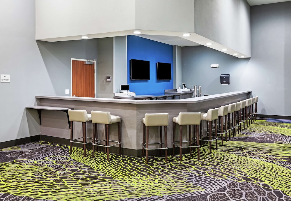 Hampton Inn & Suites Liberal 6/36
