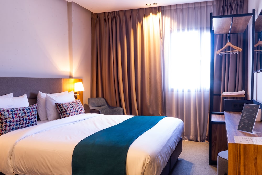Urban Hotel and Spa 4/33