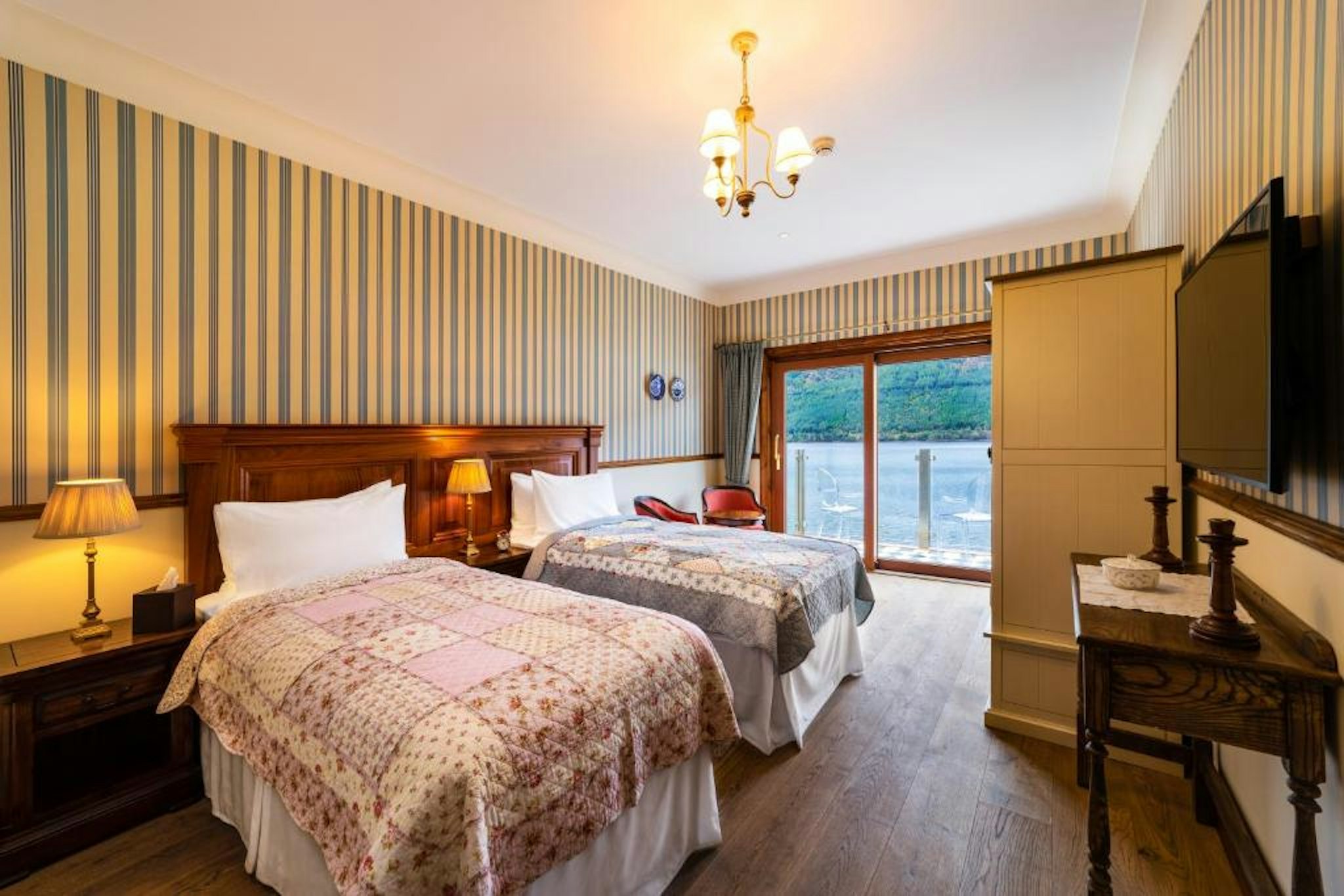 The Whispering Pine Lodge Ex Letterfinlay Lodge Hotel 14/33