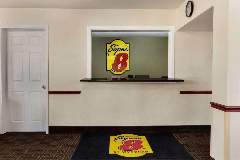 Super 8 By Wyndham Sikeston/Miner Area 30/41