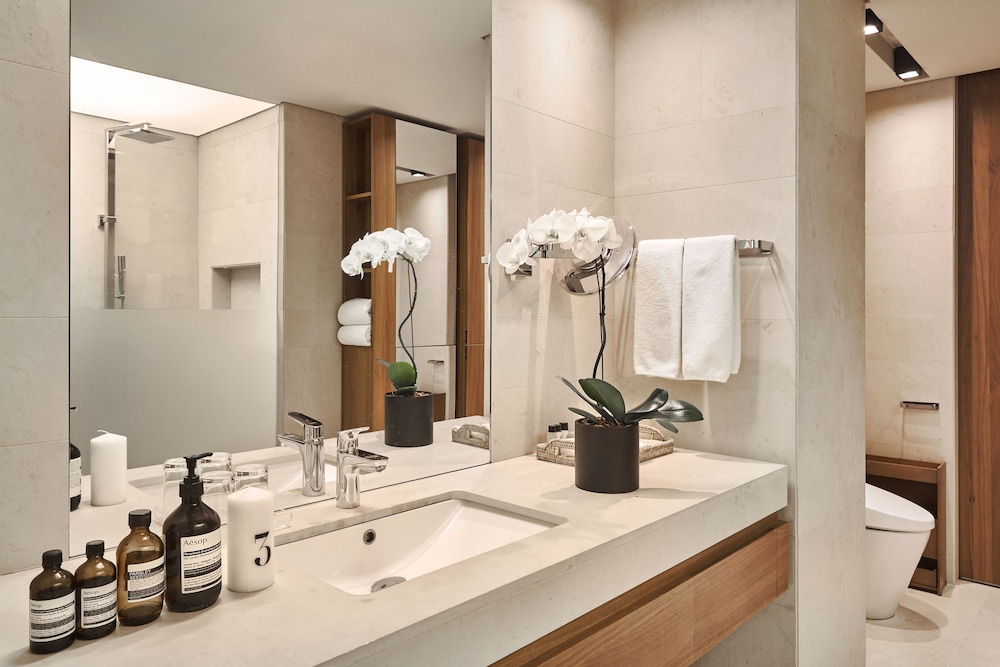 The Classic 500 Pentaz Executive Residence 72/73