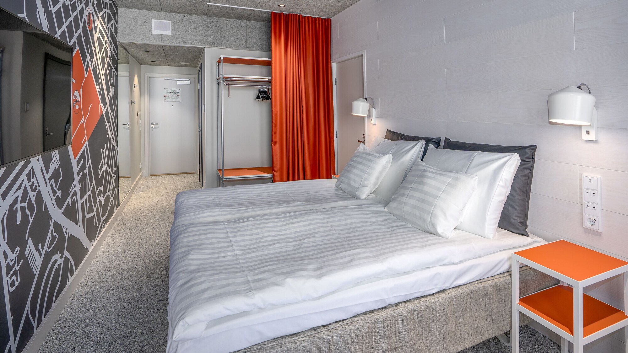 Standard, King Bed
