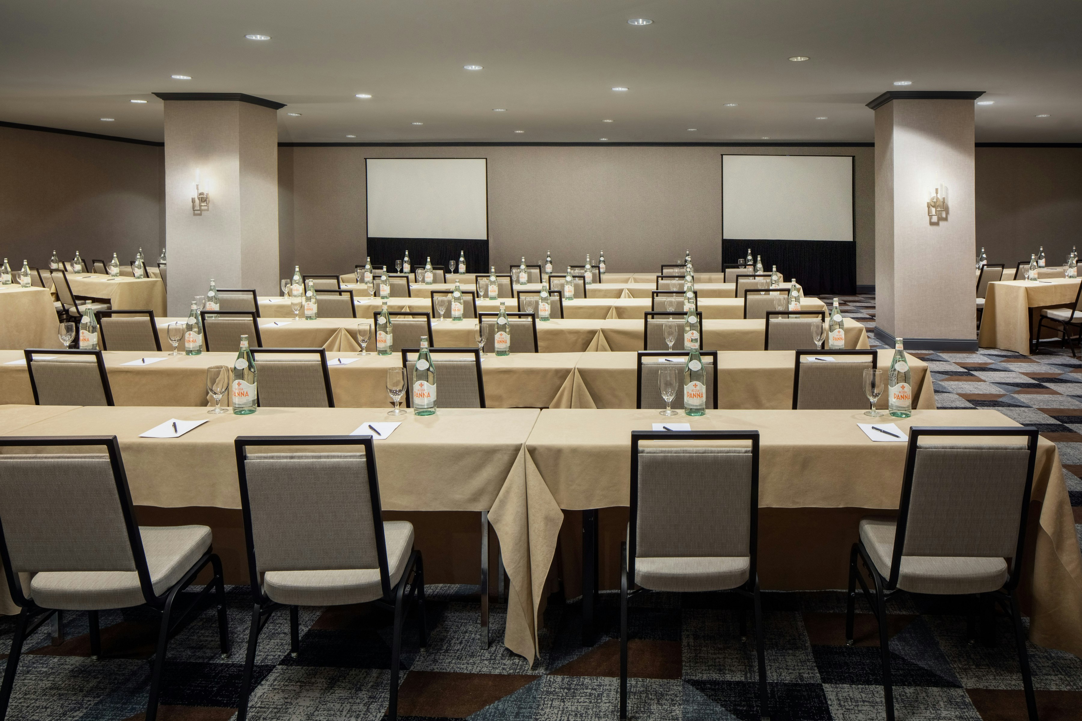 Omni Charlotte Hotel 61/70