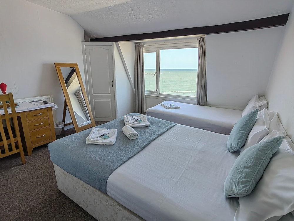 Cardigan Bay Guest House 18/50
