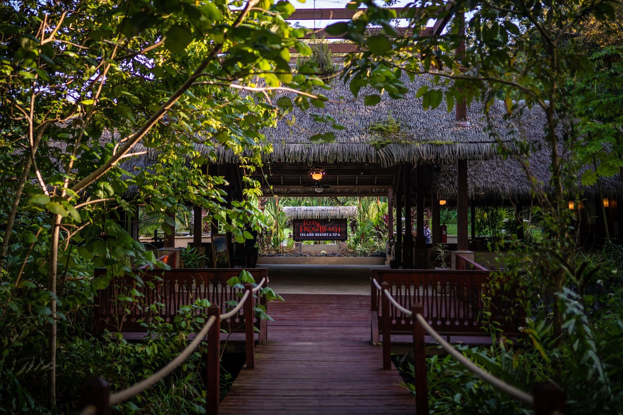 Red Frog Beach Island Resort And Spa 40/45