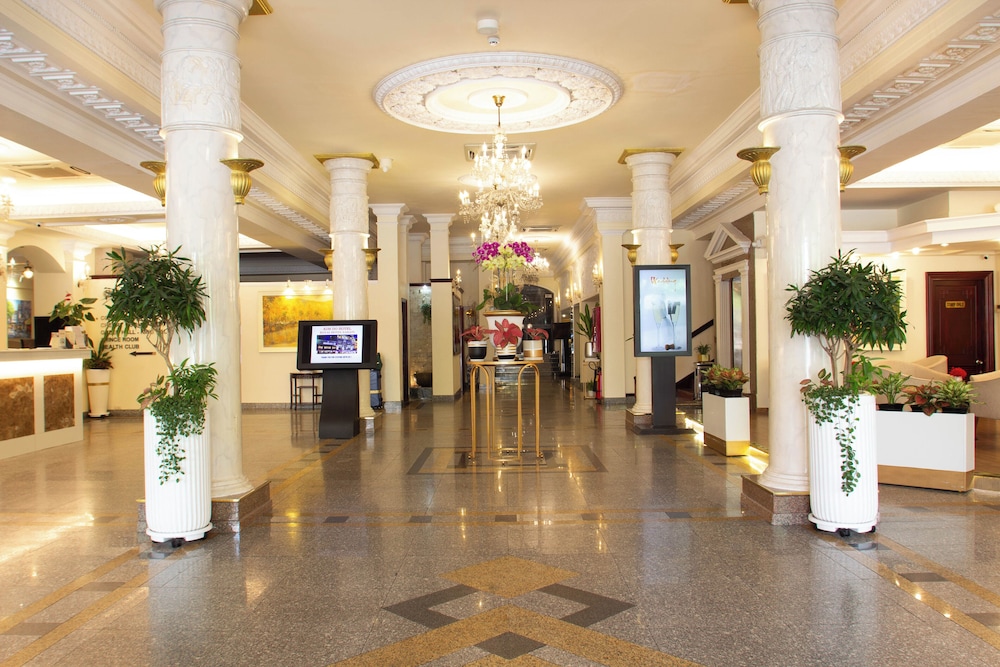 Royal Hotel Saigon 15/70