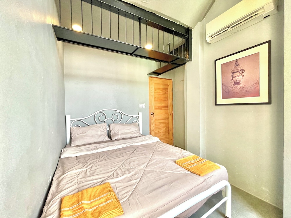 SKY HOTEL Central Phnom Penh - Rooms & Apartments 15/50