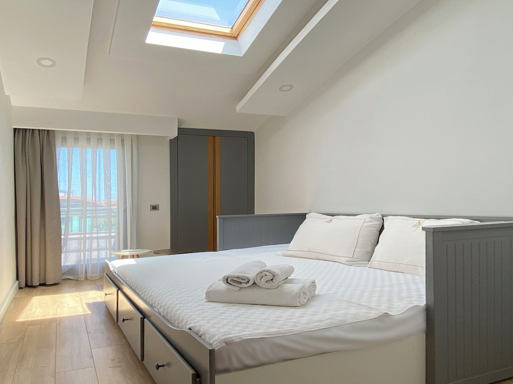 Veranda Suites 5/39