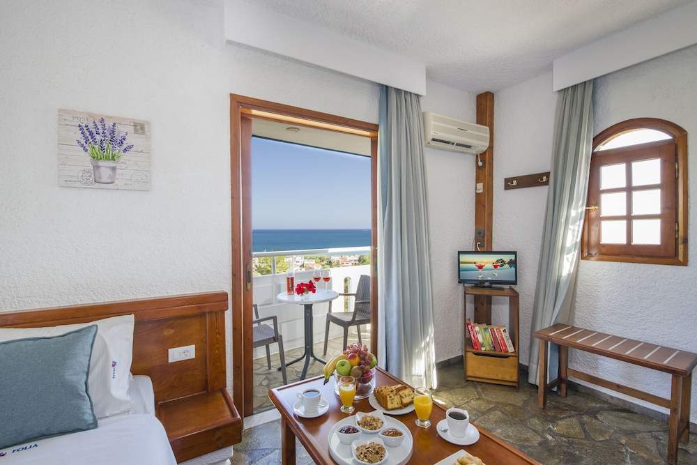Folia Hotel Apartments 29/50