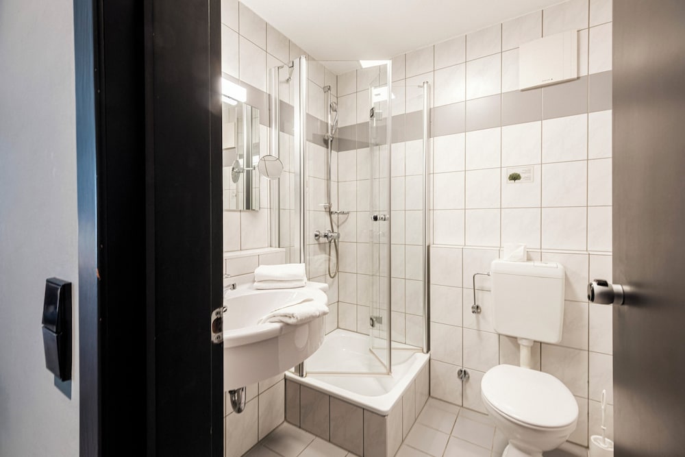 Mercure Hotel Pforzheim 64/67