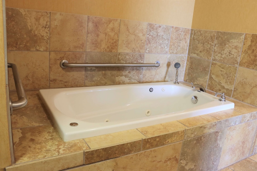 Hampton Inn & Suites Thibodaux 26/48