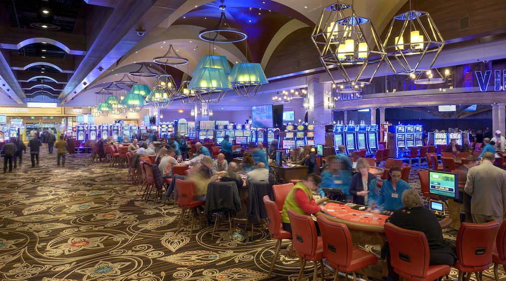 Del Lago Resort & Casino 58/61