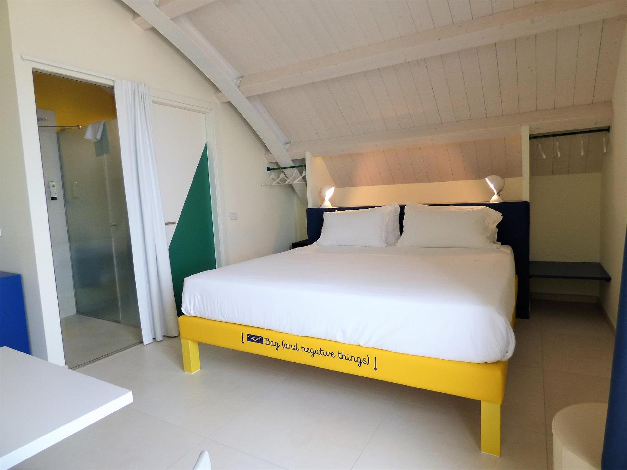Room, Double Bed, Lateral Side Sea View, Balcony، HOTELTREVI 2/10